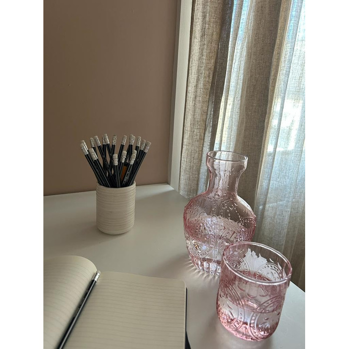 Vintage Glass Carafe with Lid & Matching Drinking Glass – 750 ml Capacity – Elegant Glass Jug for Water, Juice, or Wine – Stylish Home Decor for Kitchen or Dining Room (Pink)