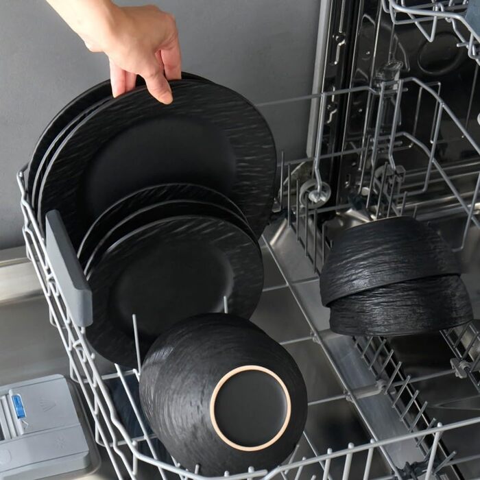 Набір посуду Karaca Solem 18 предметів, чорний, з тисненням, для 6 осіб