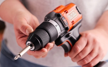 Ударний дриль-шурупокрут 18В 50Нм 2Аг у кейсі BLACK+DECKER BLD683D1XK