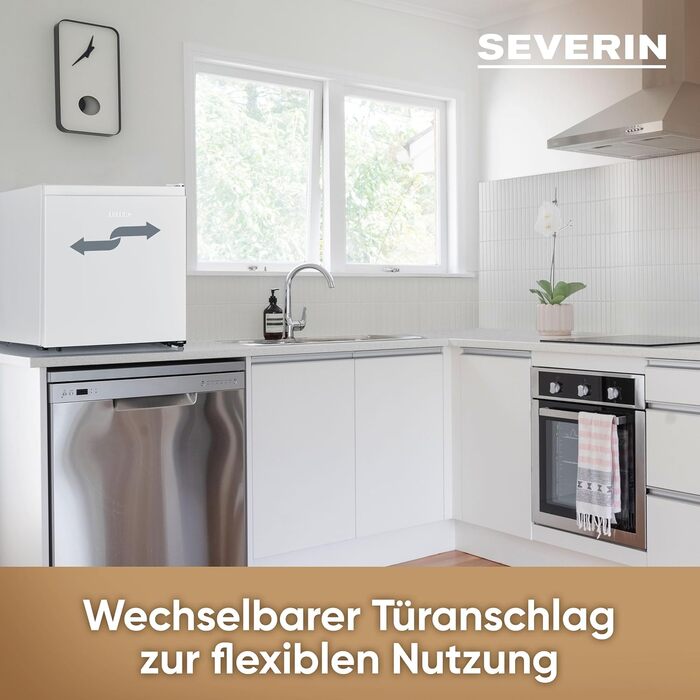 Холодильник автомобільний SEVERIN KB 8884, 45 л, білий, з відділенням для холоду, тихий, знімний дверний замок