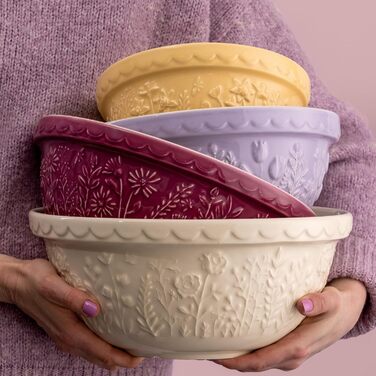 Mason Cash Stoneware Mixing Bowl 24 cm | Daisy | 2.7 L | Dough Bowl for Bread Dough, Cake Dough or Pizza Dough | Made from high-quality, chip-resistant stoneware | Large Dough Bowl