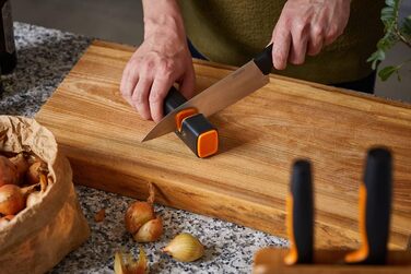 Точилка для ножів Fiskars Edge 17 см, дерев'яна (береза), чорна - 1003099