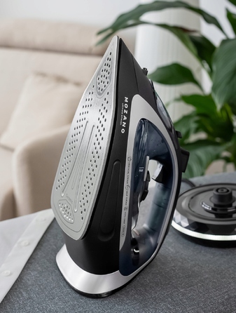 Бездротова праска Mozano Ultimate Smooth 2600 Вт з керамічною підошвою