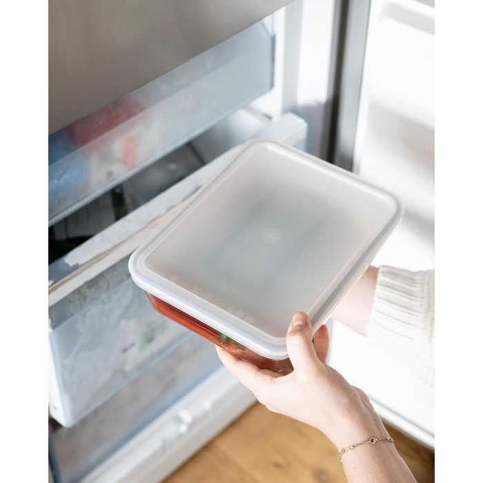 Pyrex® - Cook & Freeze – 4 Glass Containers with Airtight Lid (0.8 l, 1.5 l, 2.6 l, 4 l) – specially designed for freezing – BPA-free