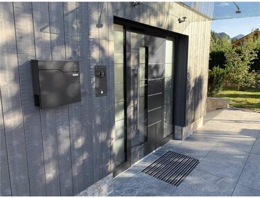 Поштова скринька Metzler Hoffmann з табличкою для імені та відділенням для газет – металева, порошково-пофарбована, стійка до погодних умов (Колір: Сріблястий блиск DB703)