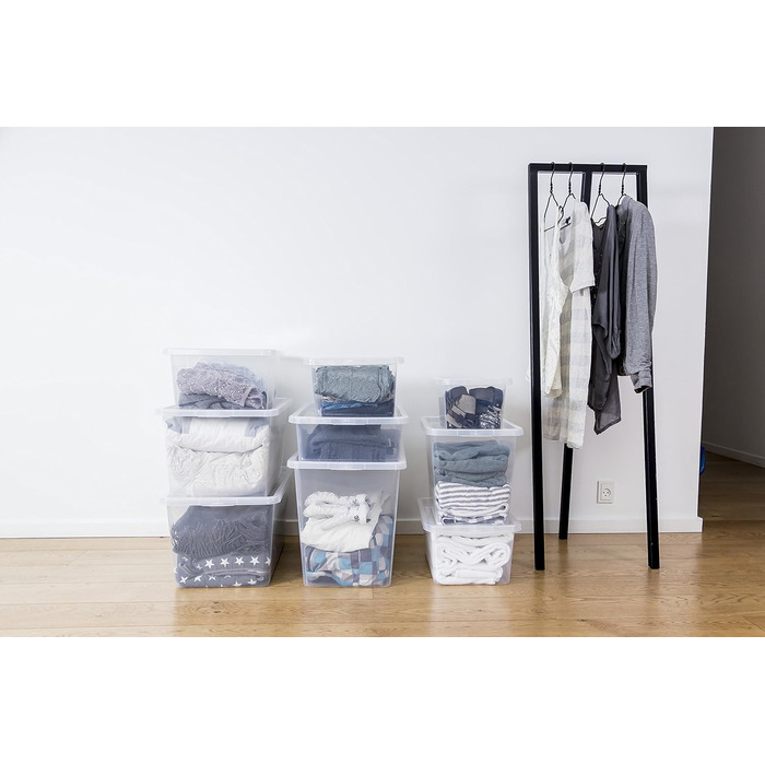 Kreher XXL Storage Box with Lid made of Plastic in Transparent. Holds approximately 135 liters. Dimensions approximately 78 x 56 x 41 H cm.