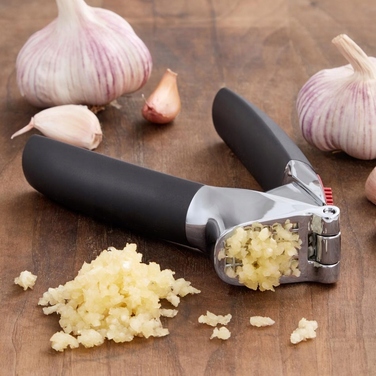Прес-витискач для часнику Oxo
