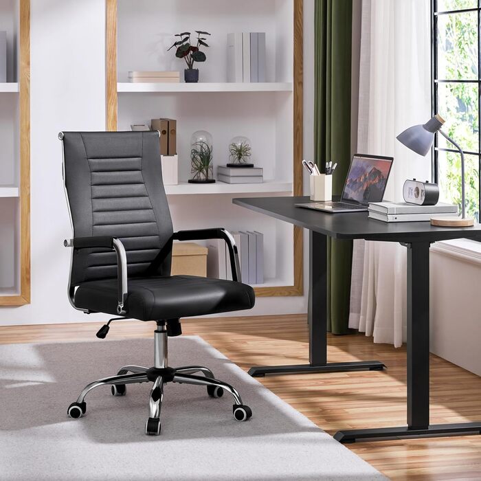 Офісний крісло Yaheetech з ергономічним дизайном, з підлокітниками, для офісу та дому, чорний, до 136 кг