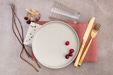 Обідній сервіс VictO Konsimo, набір тарілок на 6 осіб / 18 предметів