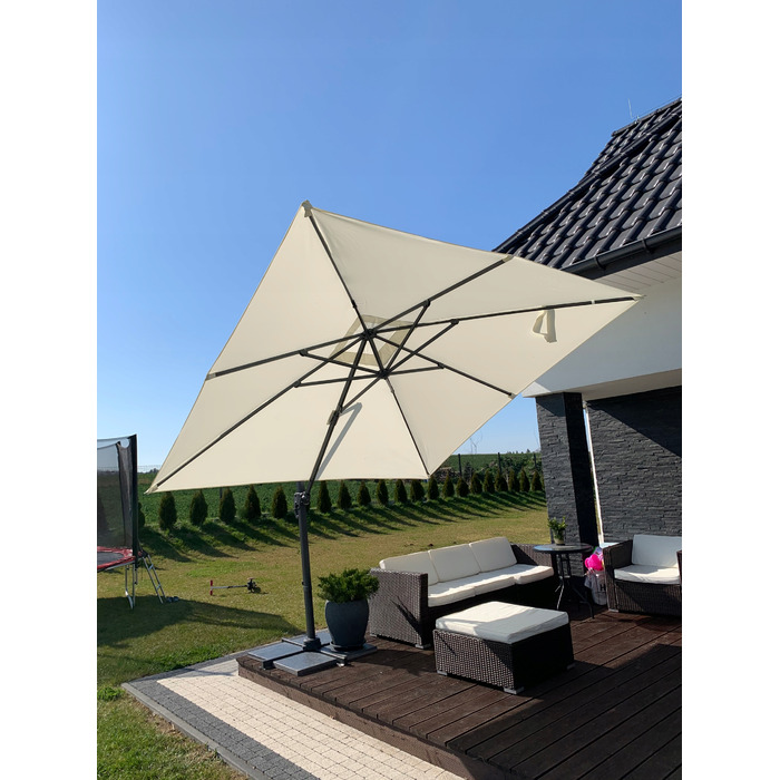 Парасолька садова з бічним стійкою GardenLine, бежева, 250 x 250 см