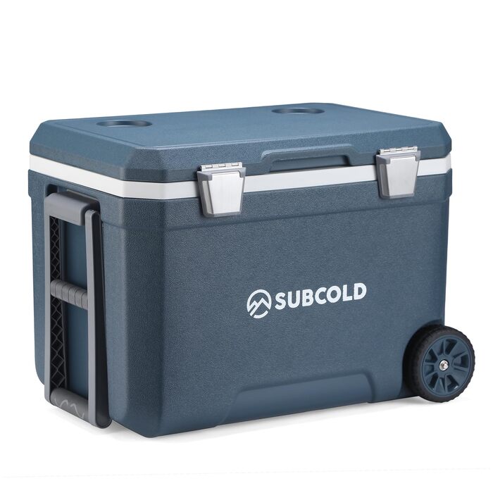 Subcold MOBI Rollkühlbox 45L: Ізольована сумка-холодильник на колесах для подорожей, авто, кемпінгу. PU-ізоляція, блакитний колір