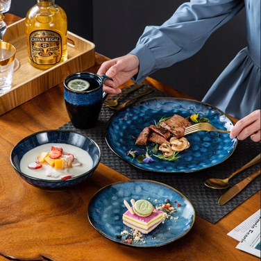 Обідній сервіз темно-синій: комплект посуду (тарілки, миски, чашки), 32 предмети