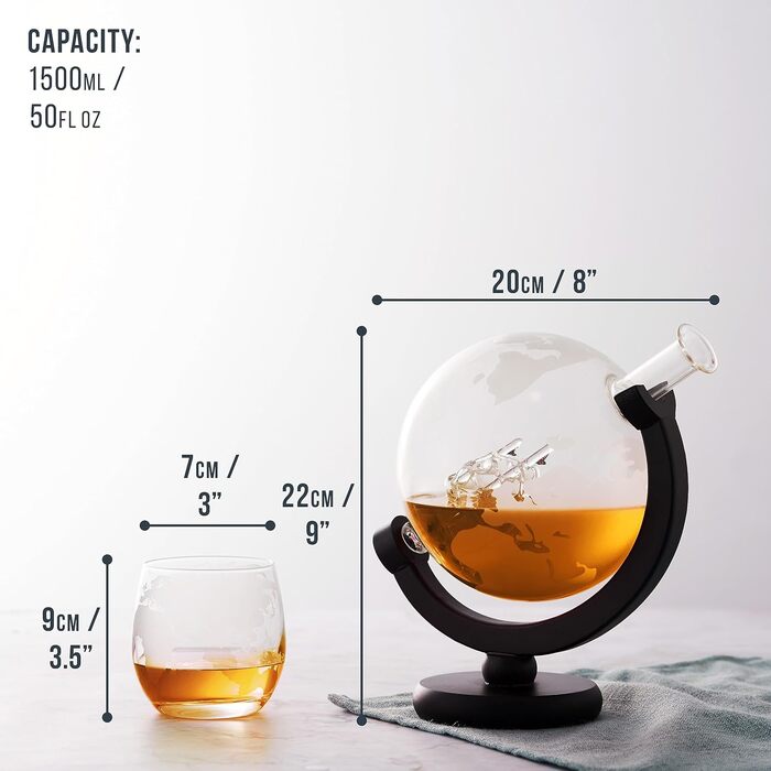 Oak & Steel - XL Premium Globus Whisky Decanter Set with World Map, 1500ml - Decanter with 2 Glasses, 4 Whiskey Stones & More - Gift Set for Christmas