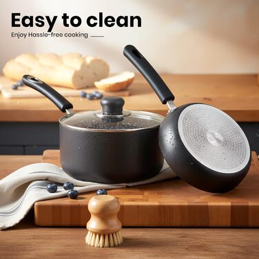 Набір посуду KICHLY 8 предметів з антипригарним покриттям для індукційних плит: каструлі 16, 18, 20 см з кришками, сковороди 20, 28 см