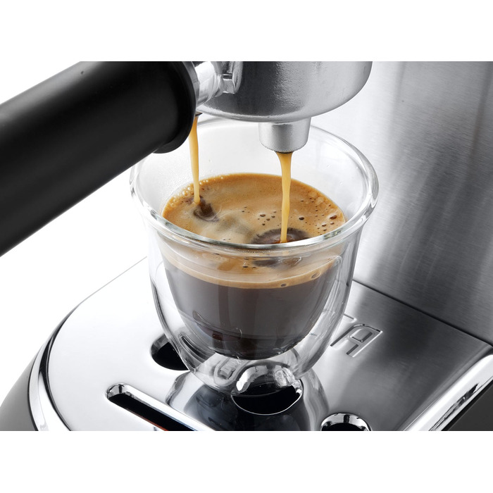 Ріжкова кавомашина De'Longhi EC 685.M, 1350 Вт, сріблястий/сірий