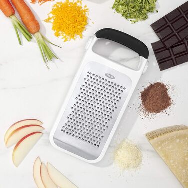 OXO Good Grips Чотирикутна тертка з підсітником з штампованої нержавіючої сталі – для овочів та іншого (подвійна тертка)