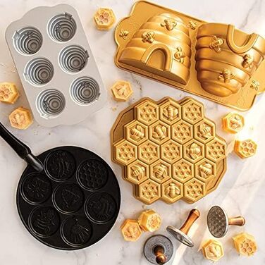 Сковорода для млинців Nordic Ware Holidays 26,7 см, алюмінієва, з візерунком Бджілка