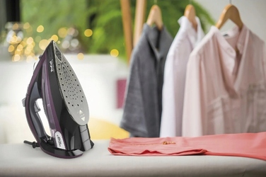 Парова праска Tefal Ultimate Pure FV9835E0 3000 Вт