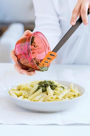Кухонна силіконова лопатка Tupperware Griffbereit чорна-оранжева, для тіста, D167