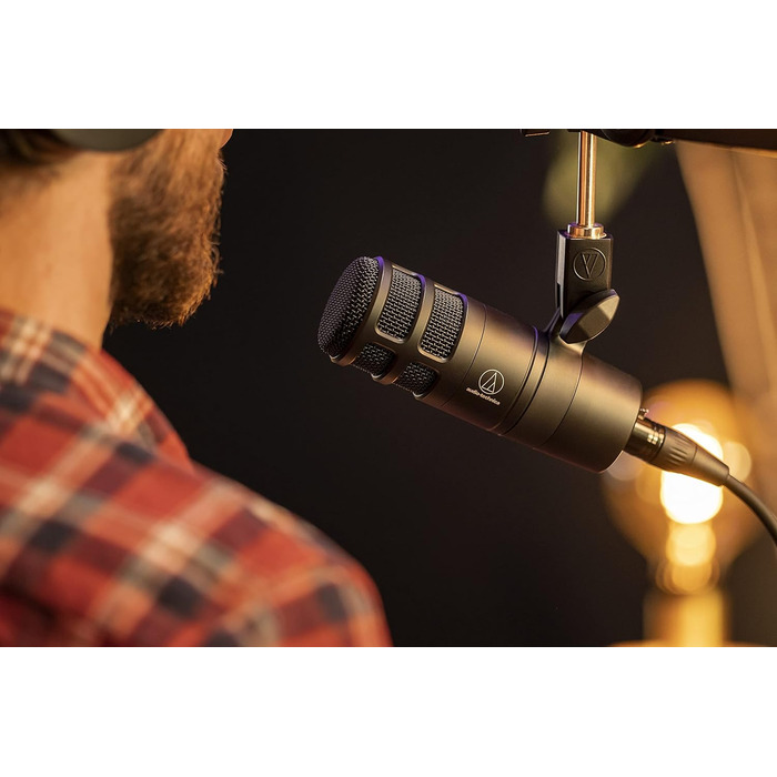 Мікрофон Audio-Technica AT2040 для подкастів з кардіоїдною діаграмою спрямованості, чорний
