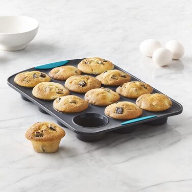 Trudeau 12-cavity Silicone Muffin Mold Tropical (05115197TG)
