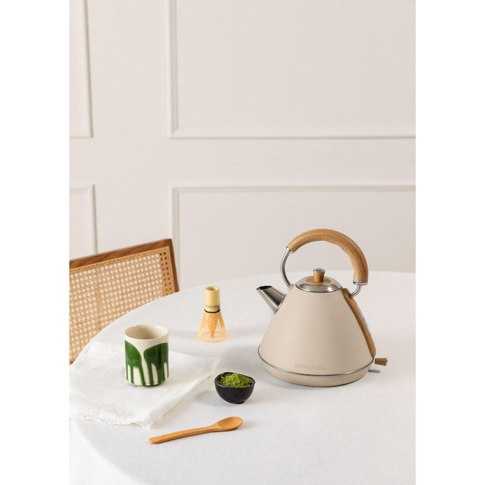 Retro Electric Kettle - Cream White - 1.7L, Fast Boil, Auto Shut-Off, Anti-Scale Filter, Water Level Indicator