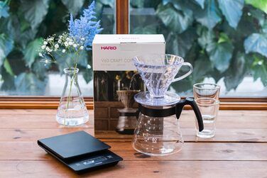 Кавовий набір Hario V60: пластиковий дрипер, скляний сервер, мірна ложка, фільтри, боросилікат, чорний, розмір 2