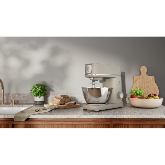 Кухонний міксер-тістоміс Electrolux EKM5570 Platinum Pearl, нержавіюча сталь, 1200 Вт, 10 швидкостей, з вінчиком та кришкою