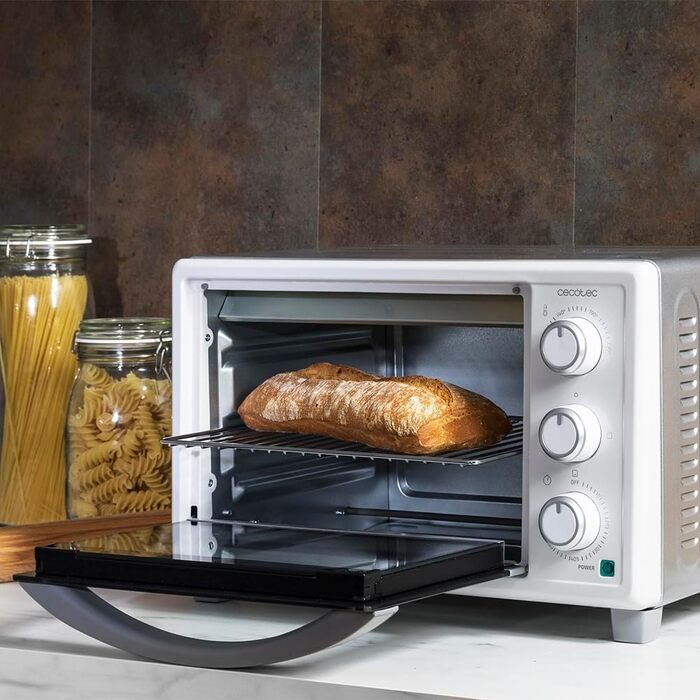 Мультиварка Cecotec Bake&Toast 1090 Black, 1000 Вт, 23 л, таймер 60 хв, регулювання температури до 230ºC, з деко, решіткою та щипцями