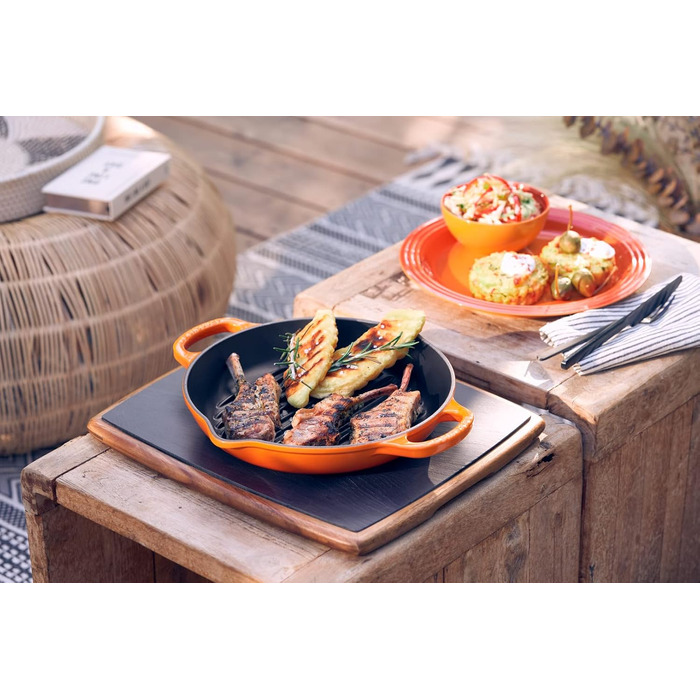 Чавунна кругла гриль-сковорода Le Creuset Signature 25 см, для всіх типів плит і духовок, червона (Ofenrot)