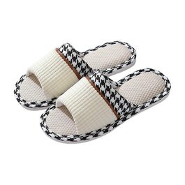 колір: бежевий