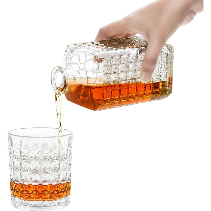 Belle Vous Whiskey Decanter Set (5-Piece) - 500 ml Whiskey Decanter with 4 260 ml Engraved Glasses - Whiskey Set - Ideal for Whiskey, Wine, Brandy, Bourbon, and Other Spirits