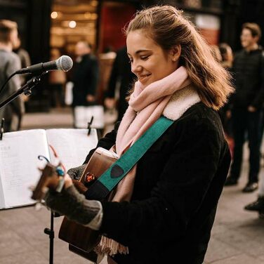 Гітарний ремінь Nefelibata з повного нубуку, вінтажний велюровий ремінь, безкоштовний подарунок: 4 медіатори + фіксатори ременя + кнопка для ременя, подарунок для бас-гітари, електро- та акустичної гітари (вишуканий фіолетовий, колір Різдва C#)