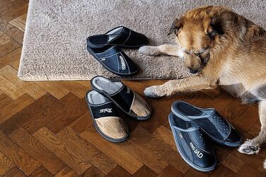 Чоловічі домашні капці BeComfy Leder з вишивкою 