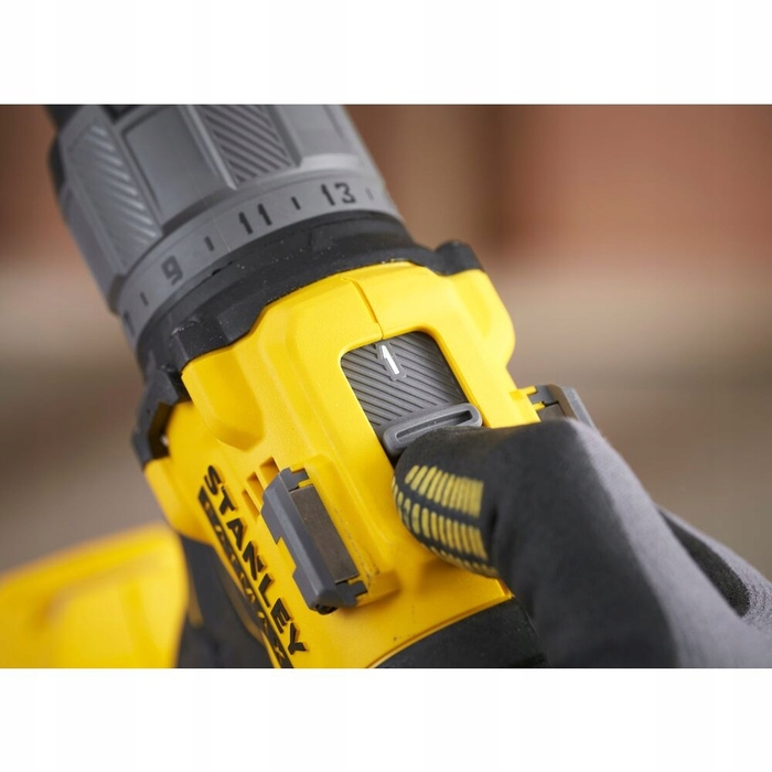 Дриль-шурупокрут Stanley FatMax V20 SFMCD726B 18 В
