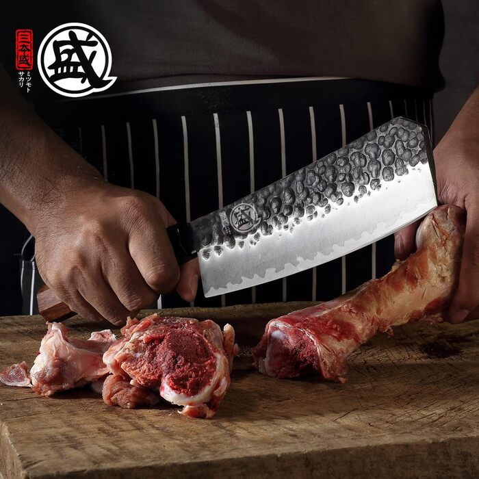 Японський ніж Santoku Mitsumoto Sakari 19 см, ручка з рожевого дерева, сталь з високим вмістом вуглецю, в подарунковій коробці