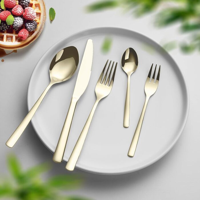 Champagne cutlery set, 30 pieces, shiny champagne-colored cutlery for 6 people, made of high-quality stainless steel, including knives, forks, and spoons, suitable for kitchens, hotels, and restaurants, dishwasher safe.