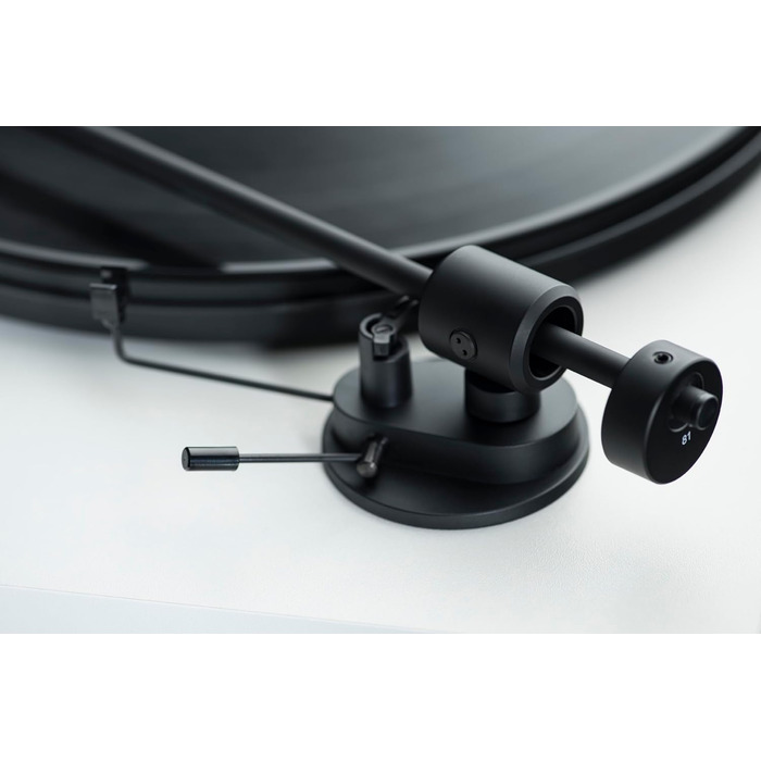 Pro-Ject Primary E Red: Вініловий програвач для аудіофілів, Plug & Play