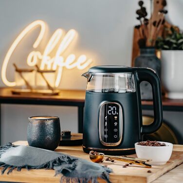 Електричний чайник Adler з регулюванням температури 2200W, 1.7L з LED-дисплеєм та сенсорною панеллю, 5 температурних програм, функція підтримання тепла, фільтр, чорний, золотий