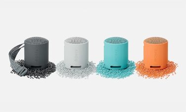 Портативна Bluetooth колонка Sony SRS-XB100 чорного кольору: волого- та пилозахист IP67, до 16 год роботи, ремінець для перенесення
