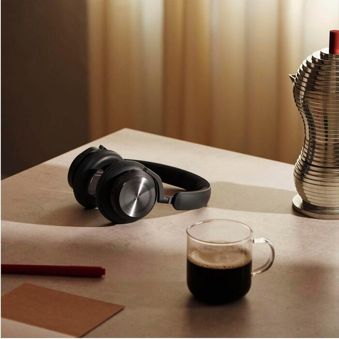 Bang & Olufsen Beoplay HX: Навушники Bluetooth з шумозаглушенням, до 40 годин роботи, чорні