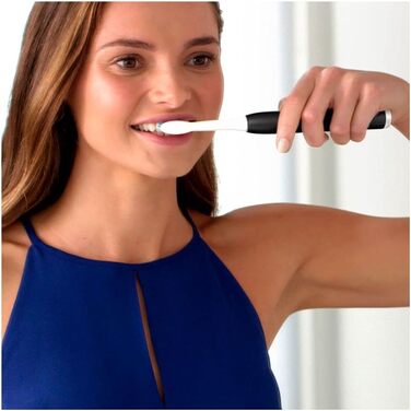 Звукова зубна щітка Oral-B Pulsonic Slim Luxe 4500: Чорна/Рожеве Золото, 3 режими чищення, 2 насадки, кейс для подорожей