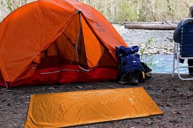 Vumos Sleeping Bag Liner and Camping Sheet - Silk-Like Material for Travel, Featuring a Full-Length Zipper