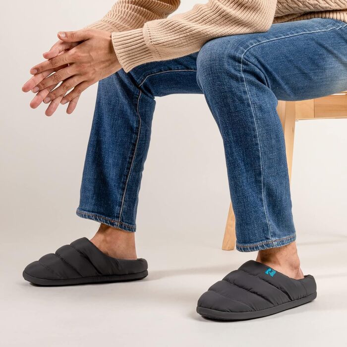 Чоловічі халапи RockDove Zeltplatz з піною та пухом, 42/43 EU, темно-сірий та синій