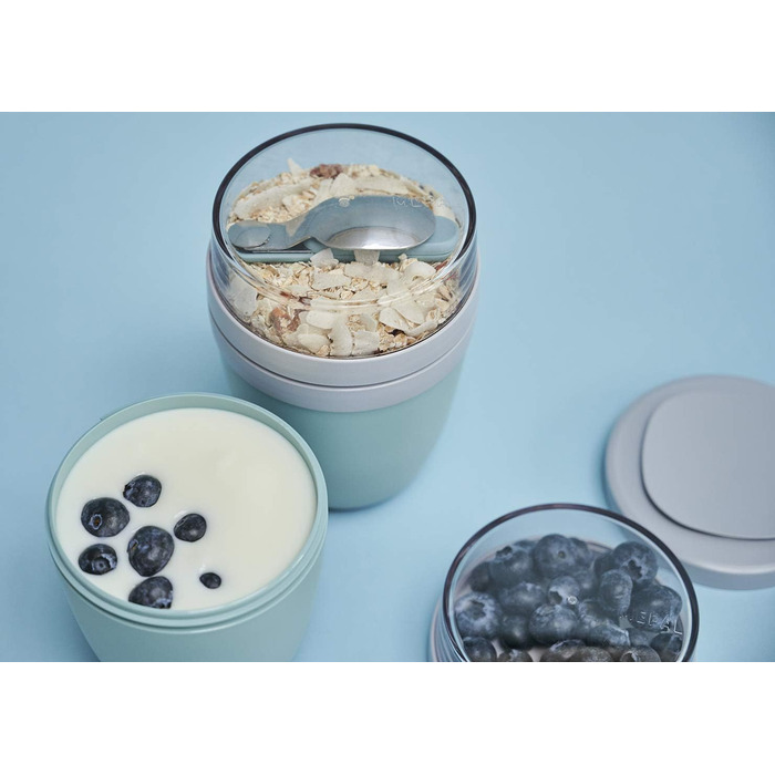 Mepal - Lunchpot & Folding Spoon Ellipse Set - Yogurt Cup To Go including Spoon - Separate compartments for yogurt & muesli - Meal Prep - Folding spoon To Go with travel case - Nordic Denim