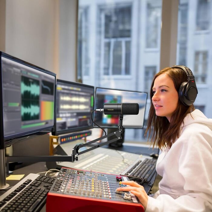 Кріплення для мікрофона TONOR T20LP, низькопрофільний тримач з регулюванням, для геймінгу та подкастингу, чорний, з видимою пружиною