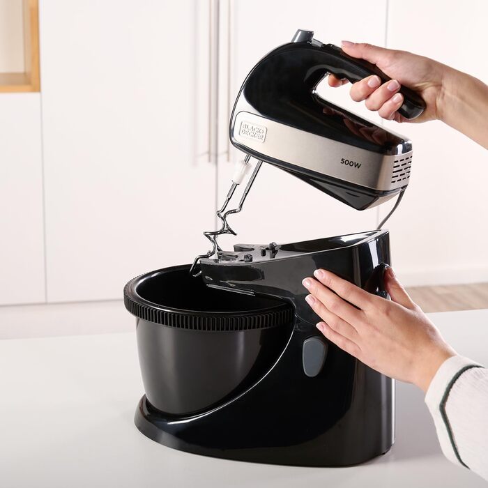Ручний міксер Black+Decker BXMX500E, 500 Вт, нержавіюча сталь, сірий/чорний, з чашею