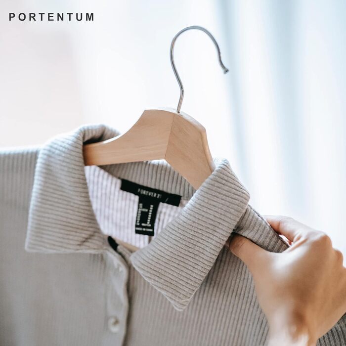 Плечики для одягу Portentum Holz, 10 шт., натуральні кольори - поворотний гачок 360°, борозни для спідниць та блузок, нековзний перекладина для штанів, підходять для костюмів, сорочок, курток