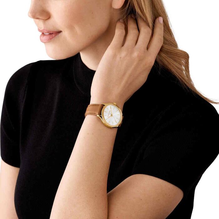 Жіночий годинник Michael Kors Slim Runway 38мм з кварцовим механізмом та шкіряним ремінцем (Коричневий та Золотий)