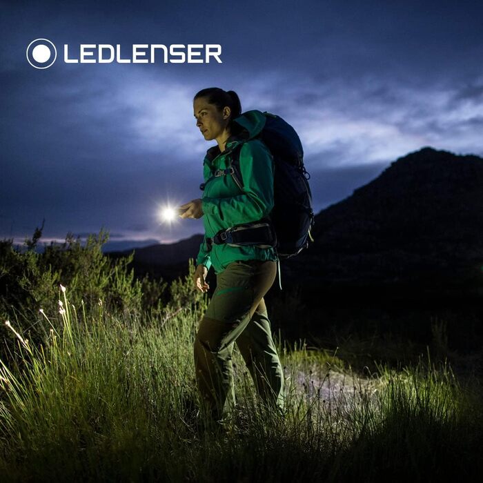 Ліхтарик Ledlenser P7R LED, акумуляторний, фокусування, 1000 люмен, 210 м, 40 годин, чорний